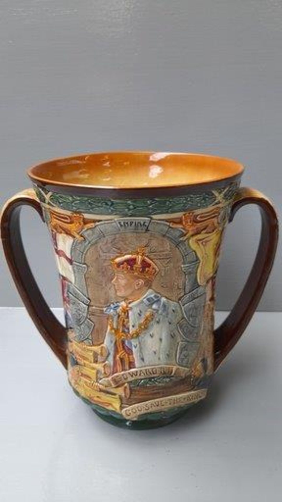 Royal Doulton 'The Loving Cup' January 1936 December To Celebrate The Reign Of His Gracious Majesty  - Image 2 of 2