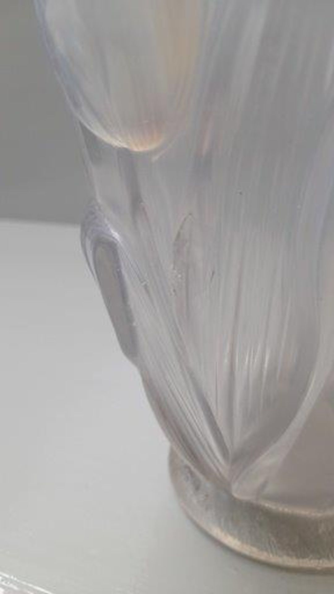 Opalescent French Style Vase (A/F) H24cm - Image 4 of 4
