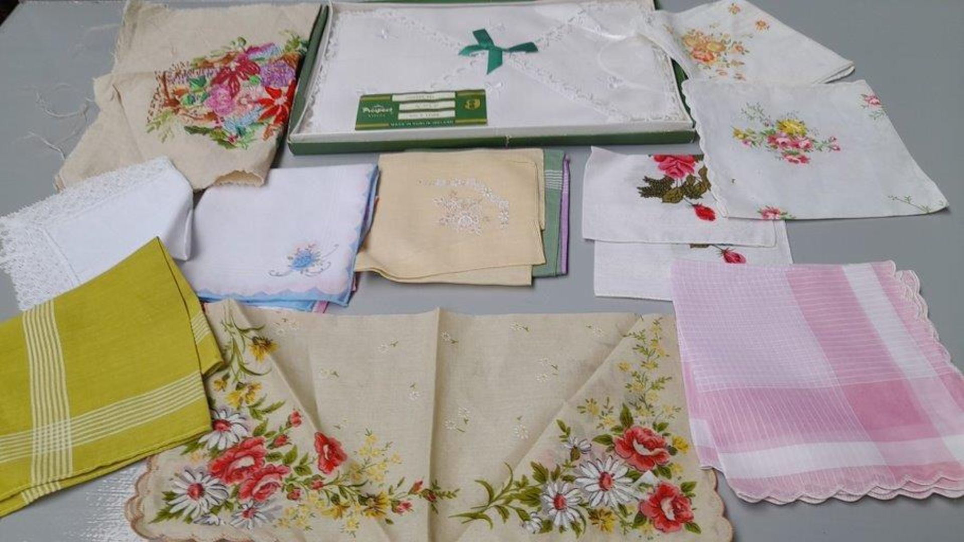 Box Including Tray Cloths, Coaster Set, Hankies Etc