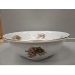 2 Toilet Bowls, Tureen Etc (A/F)