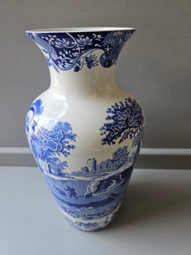Italian Spode Vase H28cm - Image 2 of 3