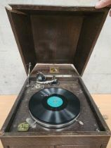 Oak Gramophone 'His Masters Voice' (A/F)