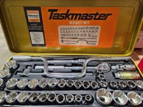 Taskmaster 42 Piece Socket Set