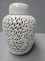 White Ceramic Oriental Lattice Lamp Base H27cm