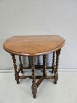 Oak Barley Twist Drop Leaf Table H71cm W106cm D76cm