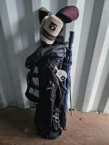 Electric Golf Trolley & Golf Bag & Clubs