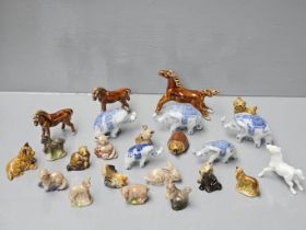 Box Including Approximately 23 Wade Animals Etc