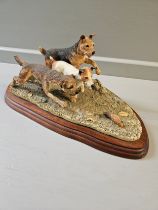 Border Fine Arts 'Terrier Race' B0242 On Wood Base
