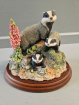 Border Fine Arts 'Badger Family' B0221 On Wood Base