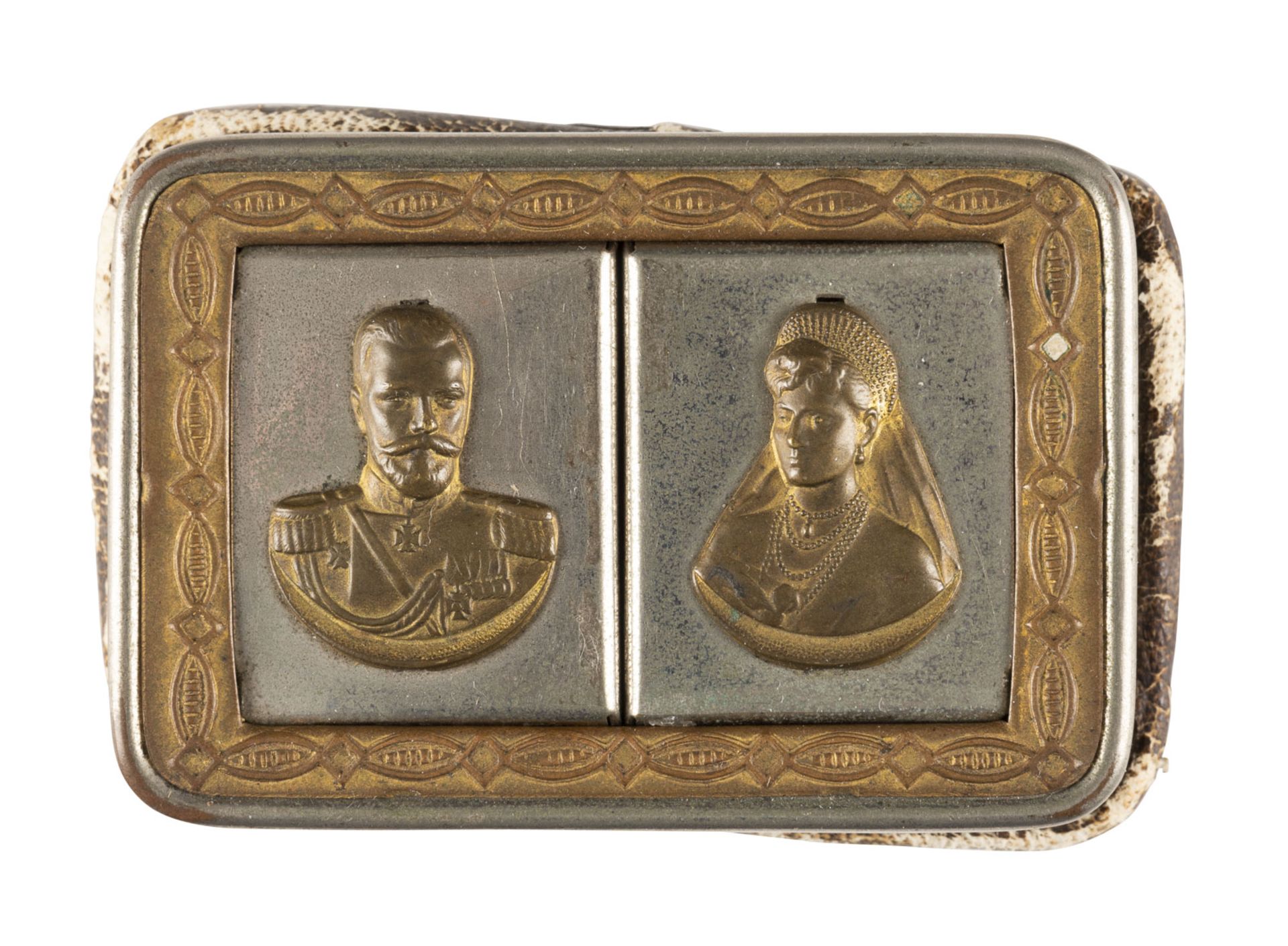   SELTENES MÜNZGELD-ETUI MIT DEN PORTRÄTS VON NIKOLAUS II. UND ALEXANDRA FEODOROWNA - Bild 2 aus 2