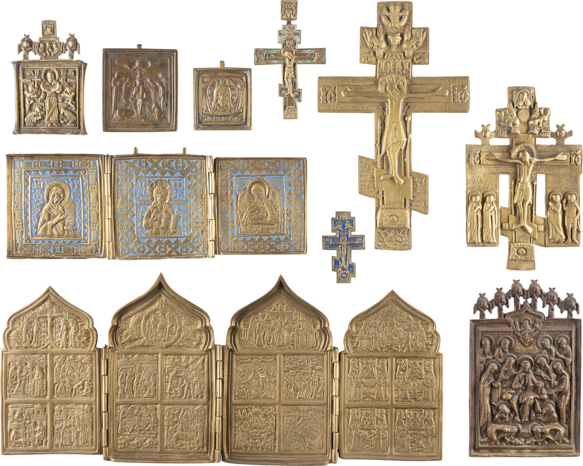 VIER KRUZIFIXE, QUADRIPTYCHON, TRIPTYCHON UND VIER BRONZEIKONEN MIT DEESIS UND MANDYLION