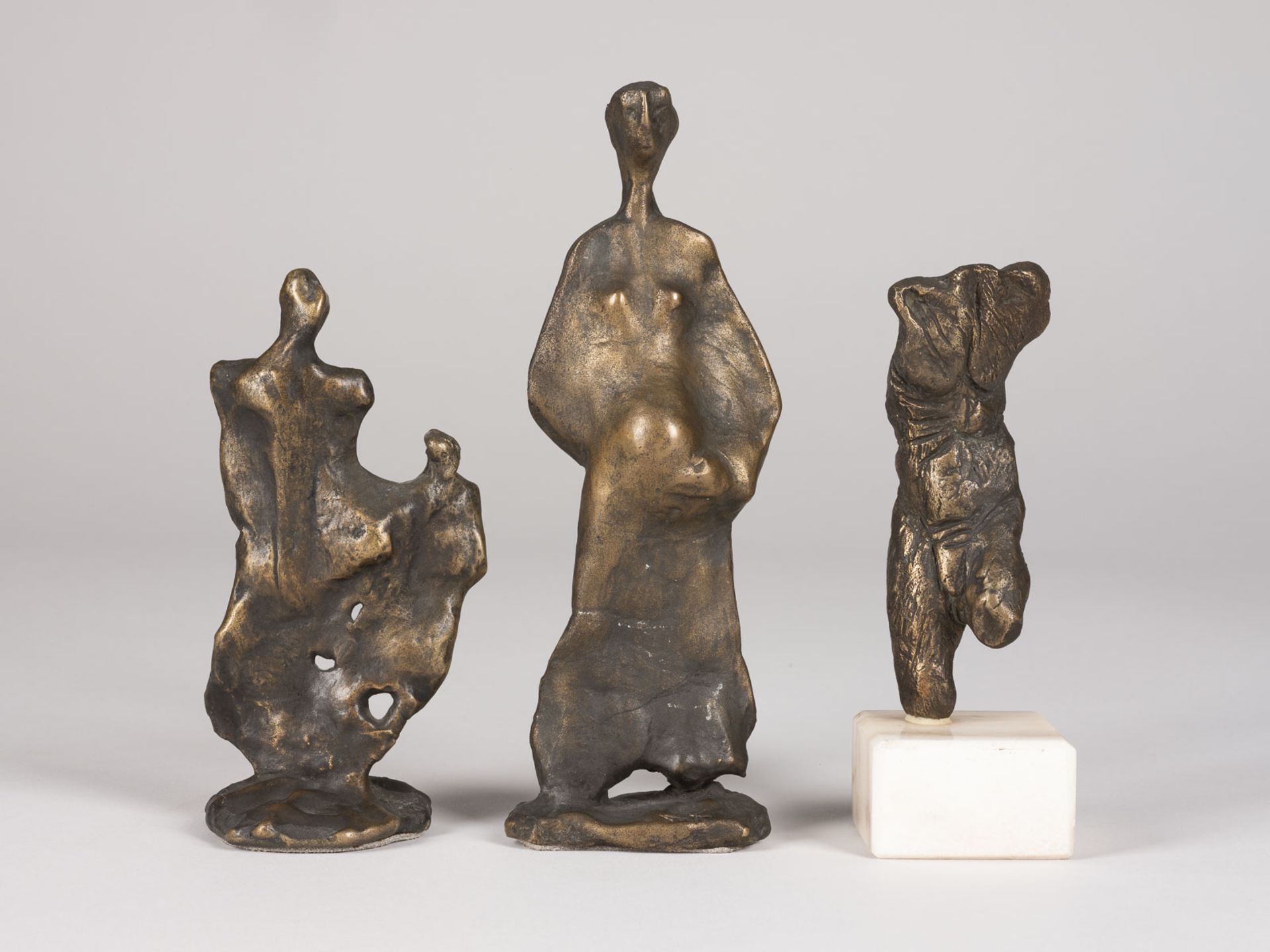 THEODOR SPRENGER KONVOLUT VON 3 BRONZE-MINIATUREN ('TORSO' / 'MUTTER MIT KIND' / 'ERWARTUNG')