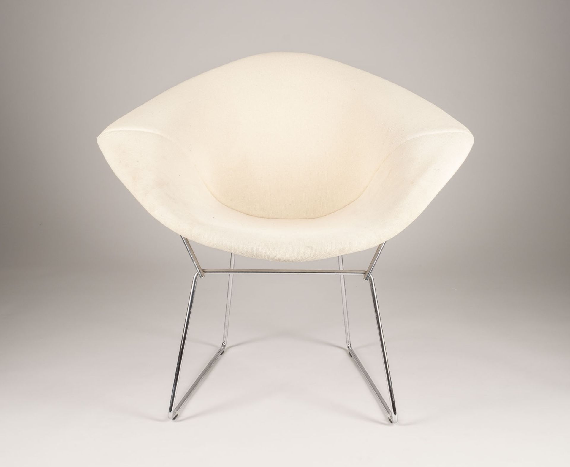 HARRY BERTOIA SESSEL MODELL 421 'DIAMOND CHAIR'