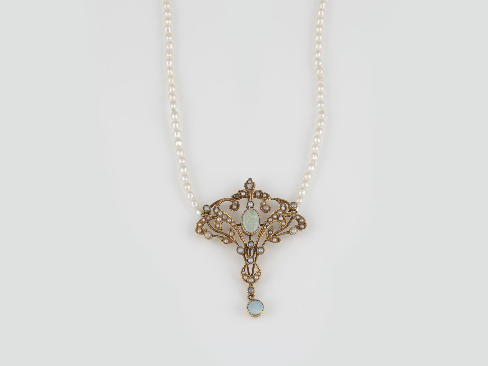 PERL-OPAL-COLLIER