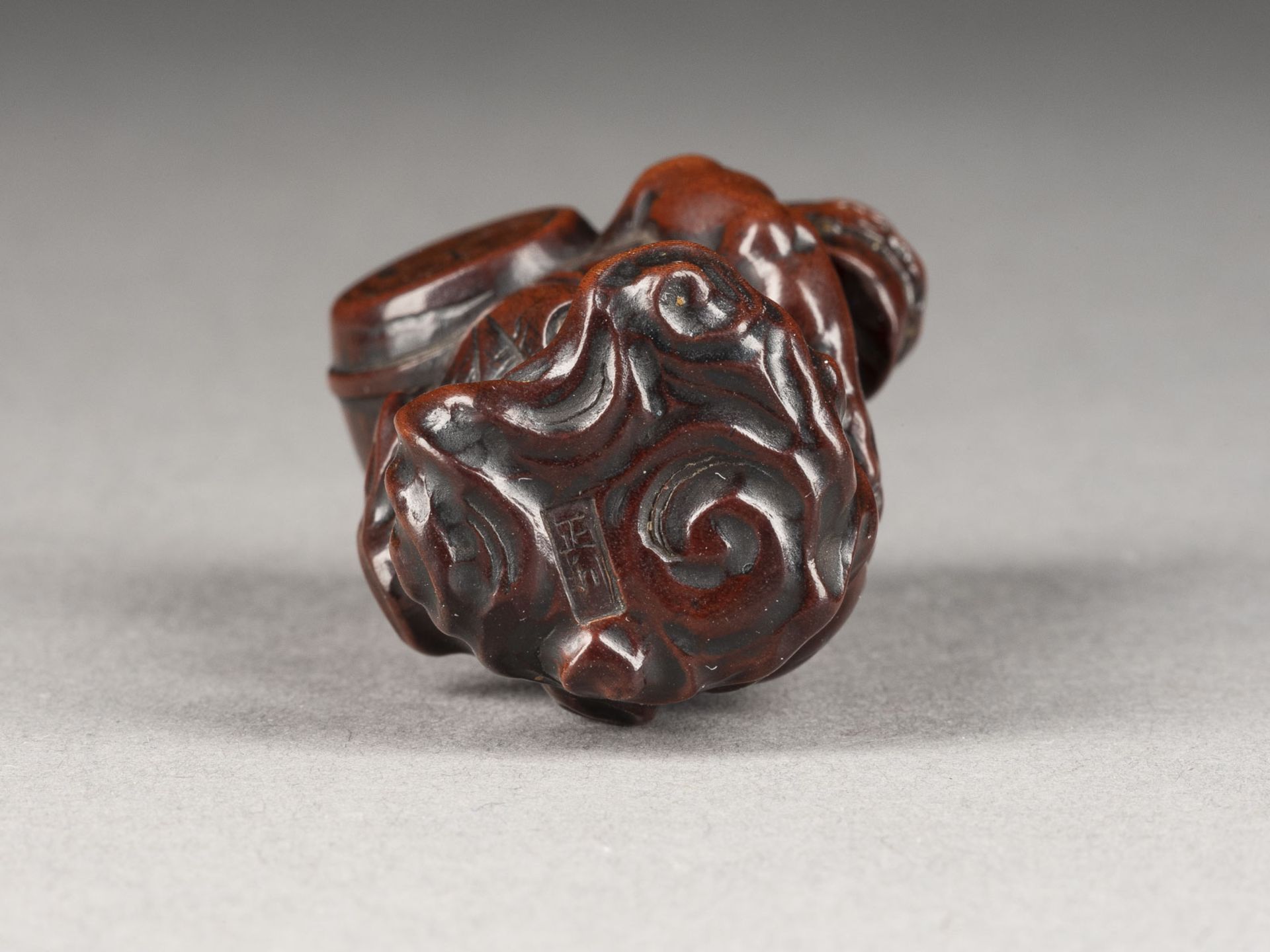 EIN FEINES NETSUKE DES RAIJIN AUS KIRSCHHOLZ - Image 2 of 2