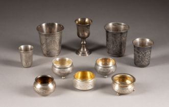 A COLLECTION OF FIVE SILVER SALTS AND FIVE BEAKER