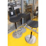 Set of 3 Vitra High Bar stool