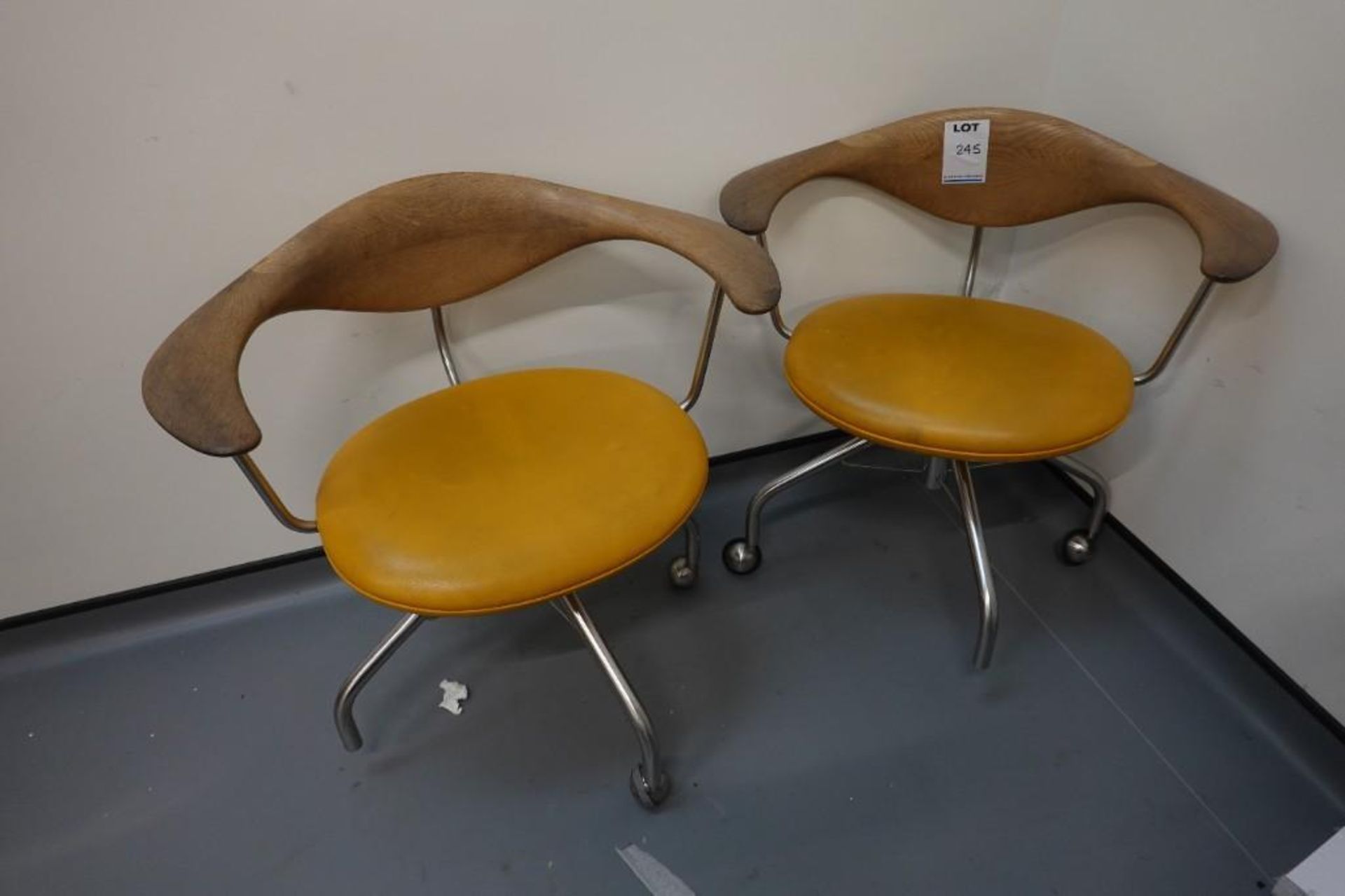 2x Yellow swivel chairs
