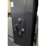 Chubb key locking and combination safe