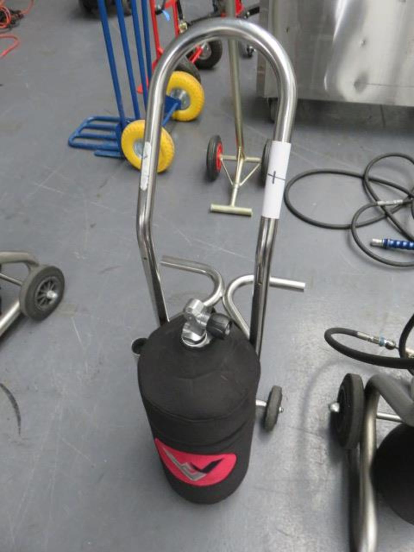 Krontec Compressed Air Bottle, Trolley (No Regulator, Hose or Lance As Lotted