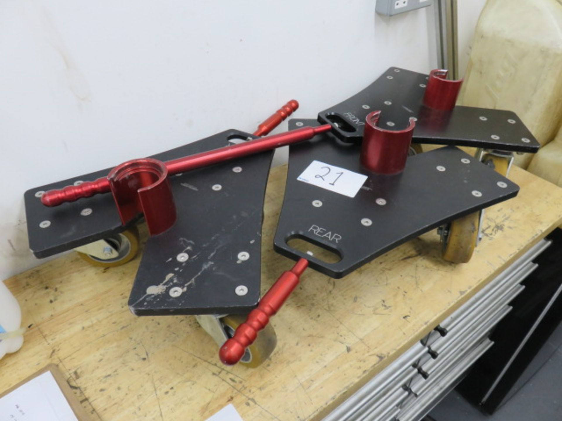 Set Air Jack Skates (2 x Rear & 1 x Front) As Lotted