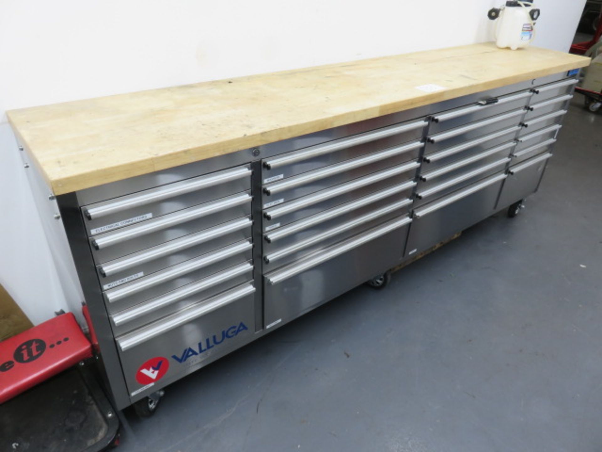 SGS Twenty Four Drawer Mobile Tool Box / Bench (Approx 2.45m x 0.49m)