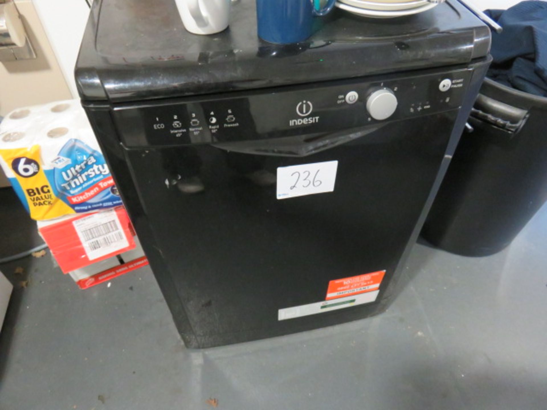 Indesit Black Dishwasher