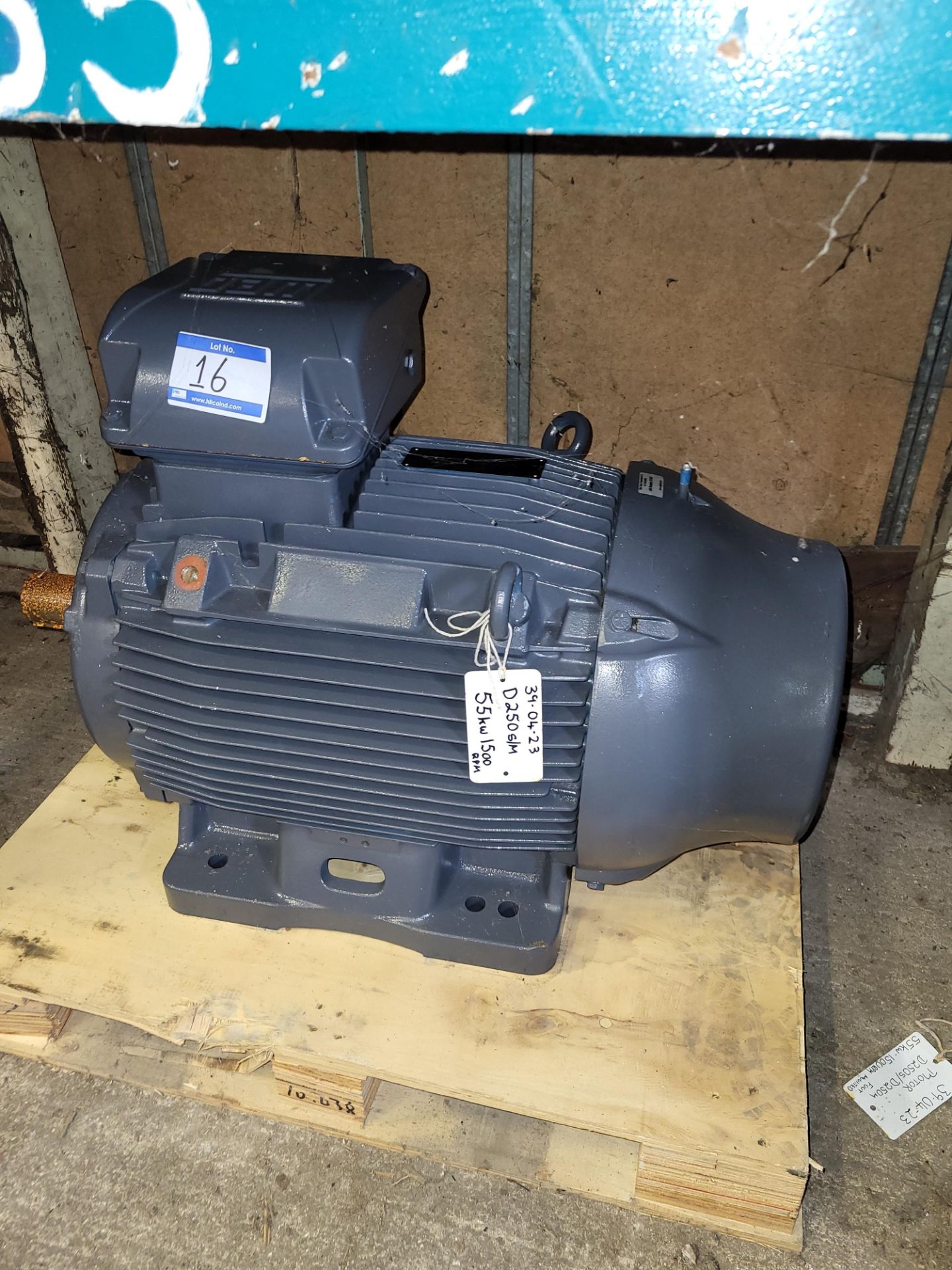 1 WEG W22 Prolum Model D250S/M 55kw, 1500 RPM Motor. Arjo Number 39-04-23