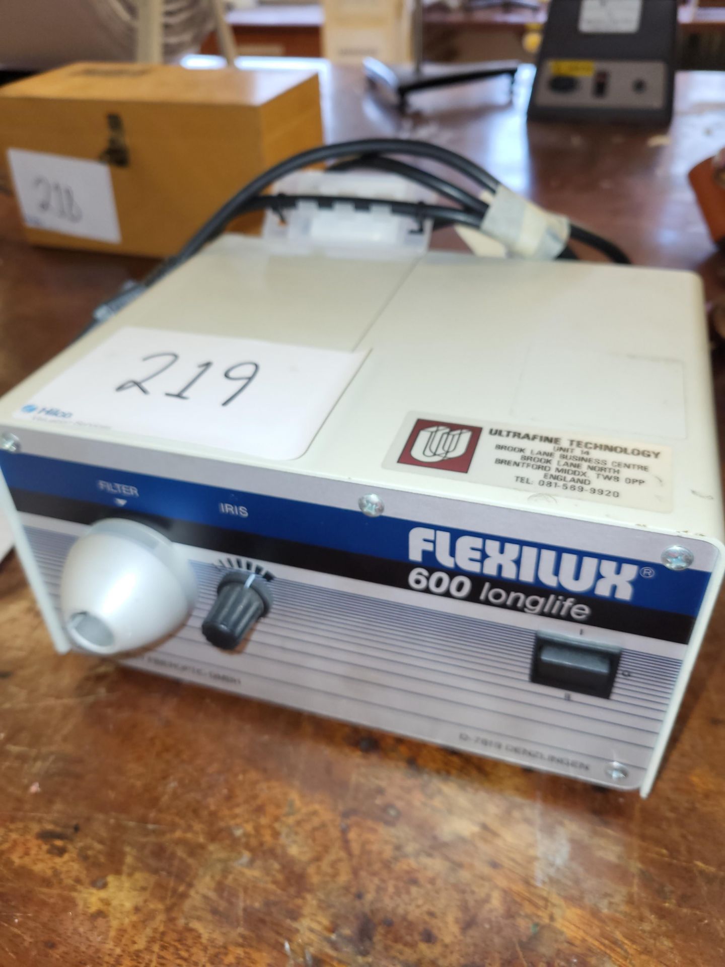 1 Flexilux Model 600 L*** Reflective Lamp. Serial No. 11124 (1990)