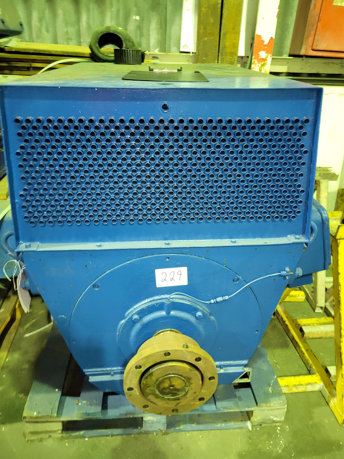 1 GEC Model 0355-8B. Serial No. 074510802, Voltage