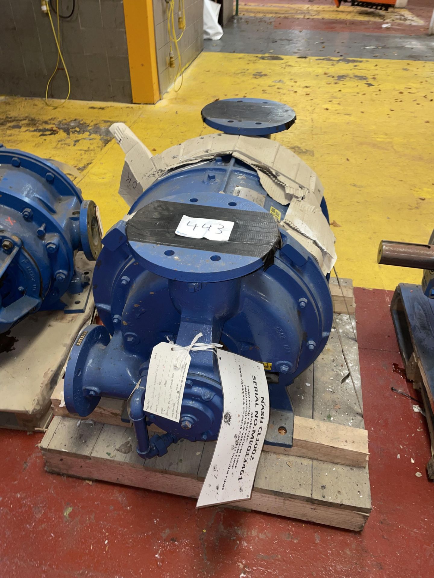 1 Nash CL 1002 Vacuum Pump. Serial No. MEO13461