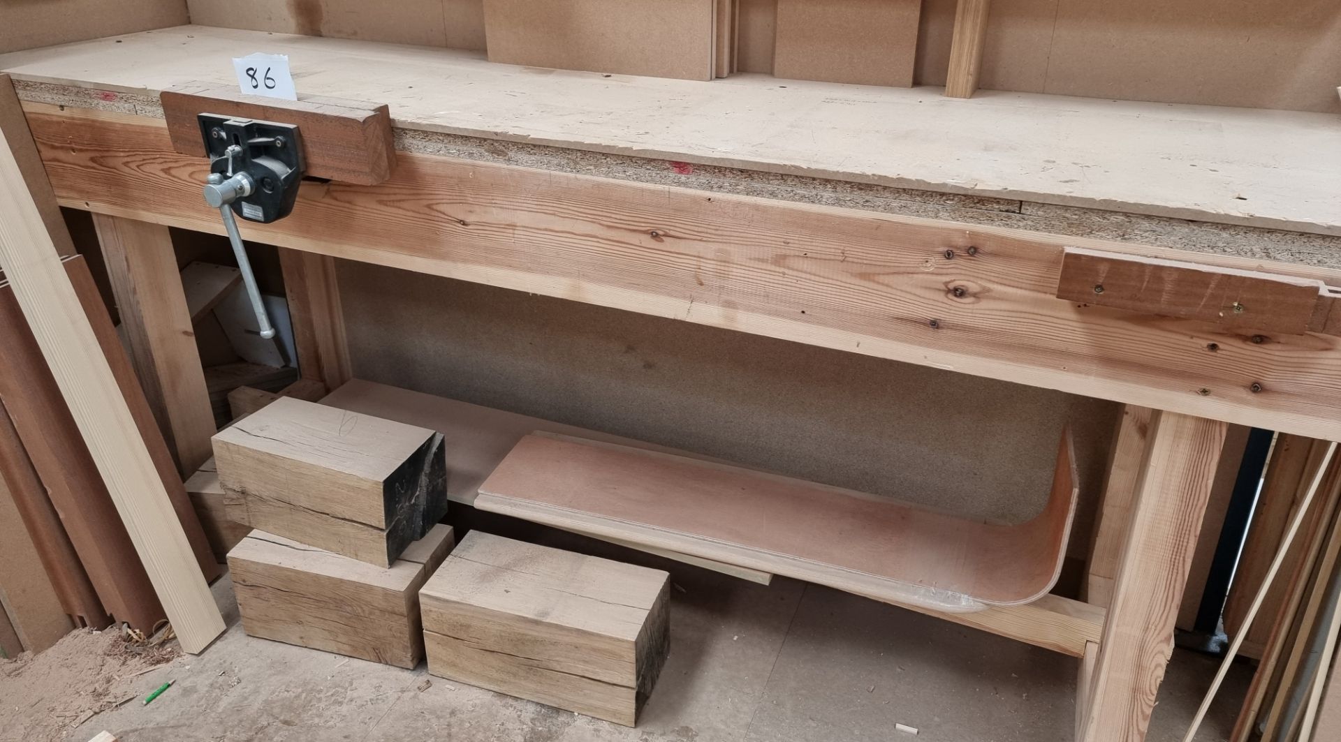 1: Bespoke c2metre bench, complete with Axminster Trade Vice Please note, contents of wooden stock n