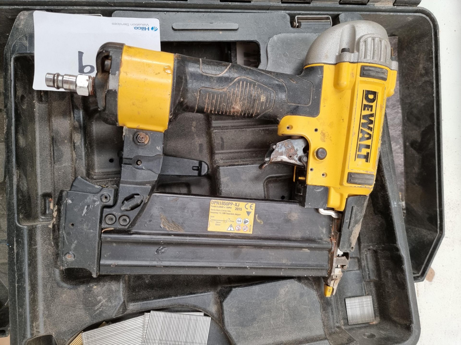 1: Dewalt DW 563-GB Hammer Drill and 1: Dewalt DPN1850PP - XJ Pneumatic Nailer with Precision Point, - Image 4 of 4