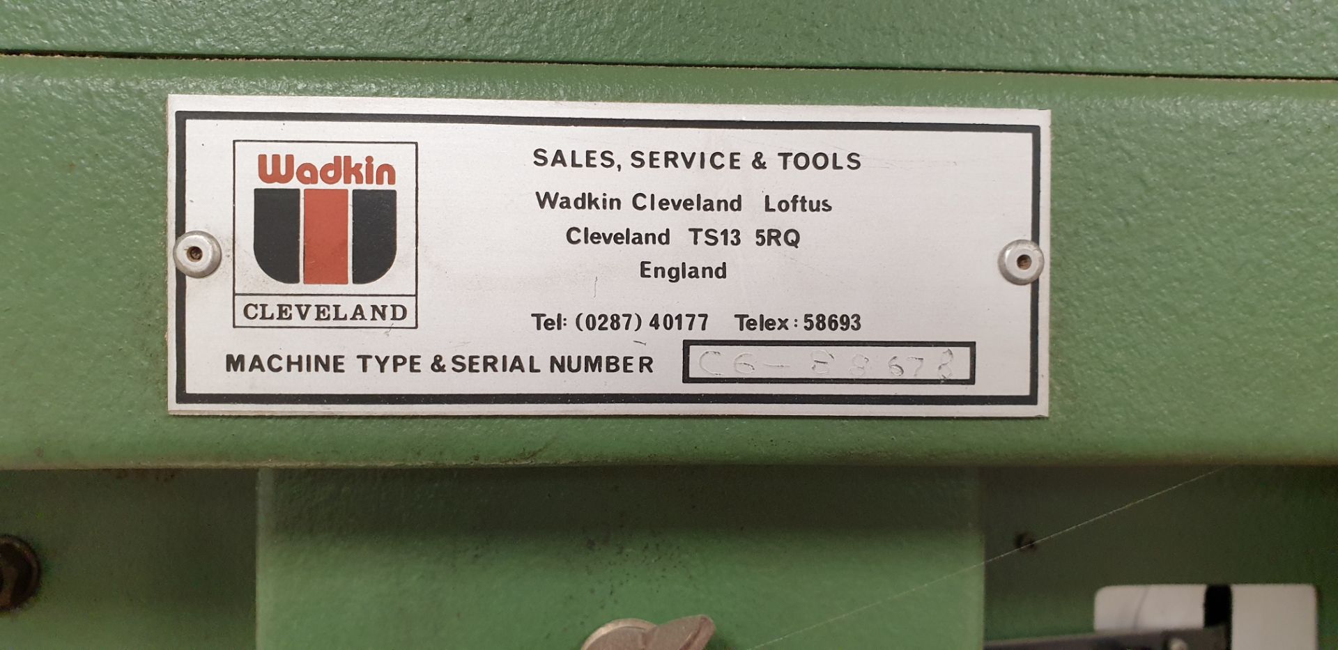 1: Wadkin C6 Vertical Band Saw Serial Number: C6-88678 Please note, extraction system is not include - Image 4 of 4