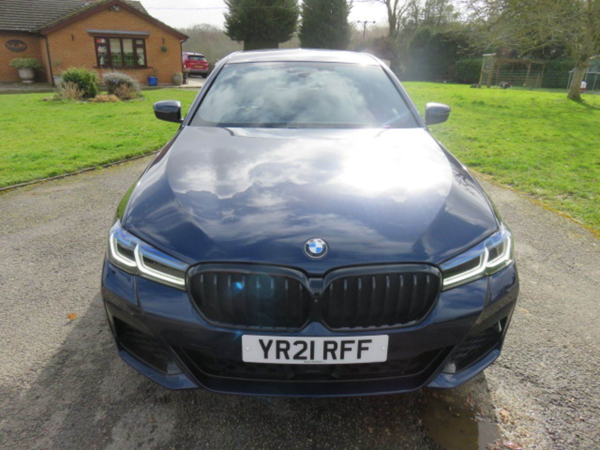 1 BMW 530e XDRIVE M Sport Edition 2.0 Hybrid Electric Four Door Saloon. - Image 2 of 15