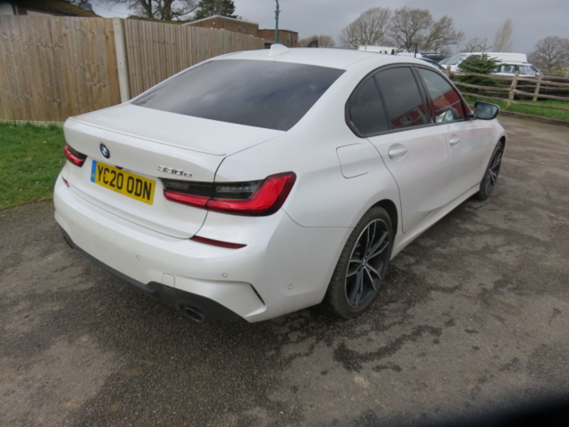 1 BMW 330e M Sport Auto 2.0 Hydrid Electric Four Door Saloon. - Image 3 of 16