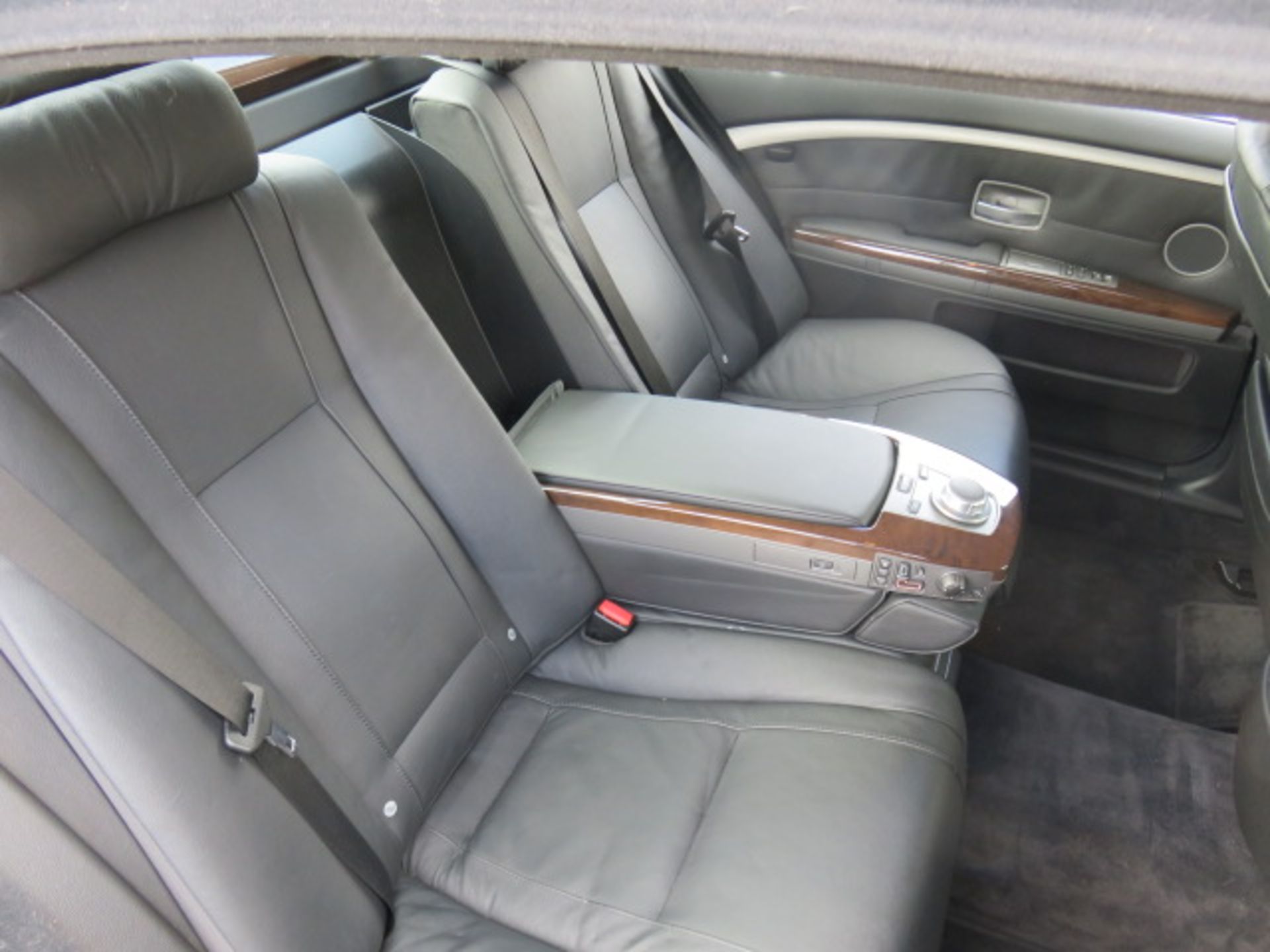 1 BMW 760Li 6.0 Petrol Silver Four Door Saloon - Image 16 of 19