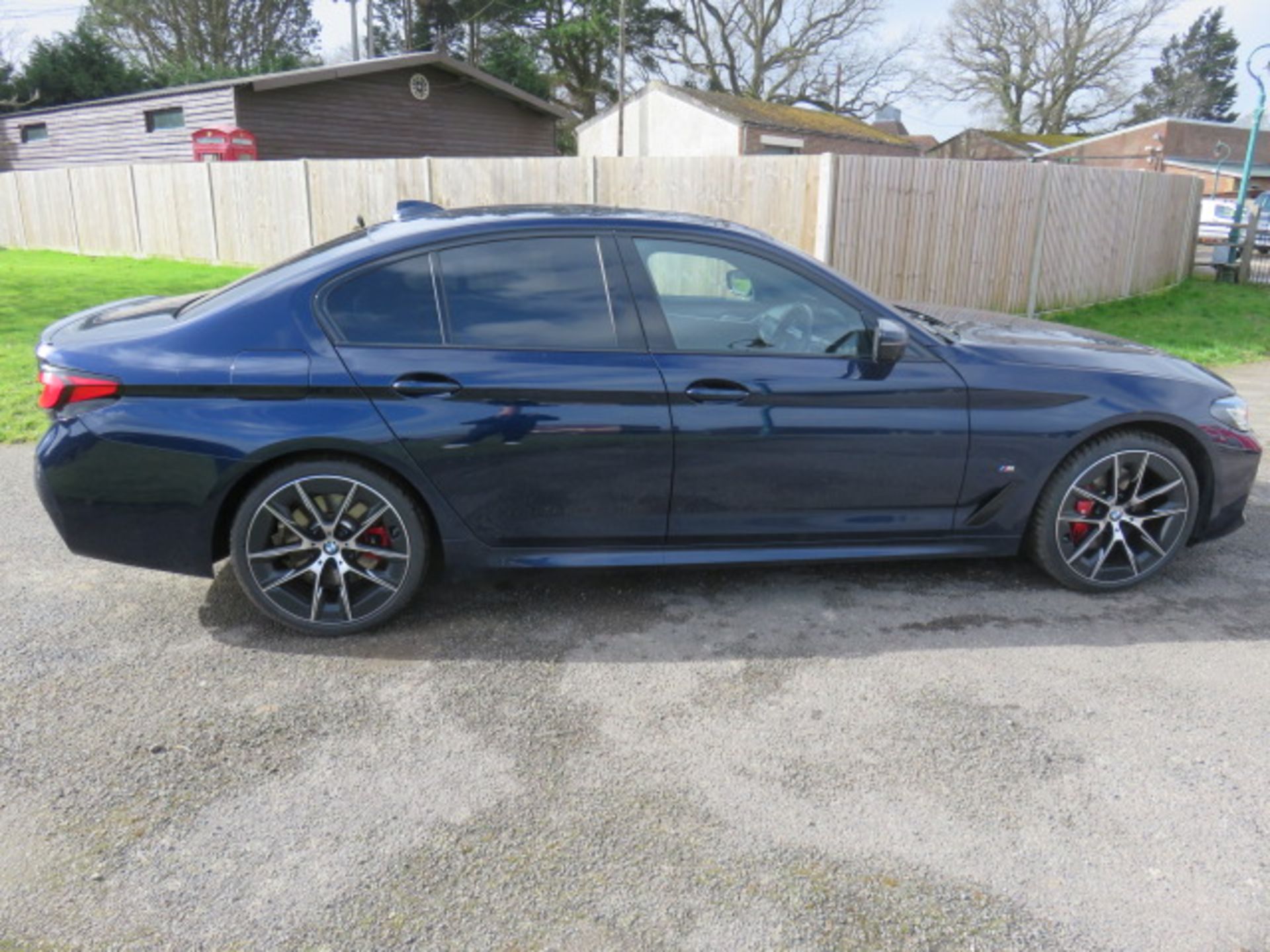 1 BMW 530e XDRIVE M Sport Edition 2.0 Hybrid Electric Four Door Saloon. - Image 8 of 15