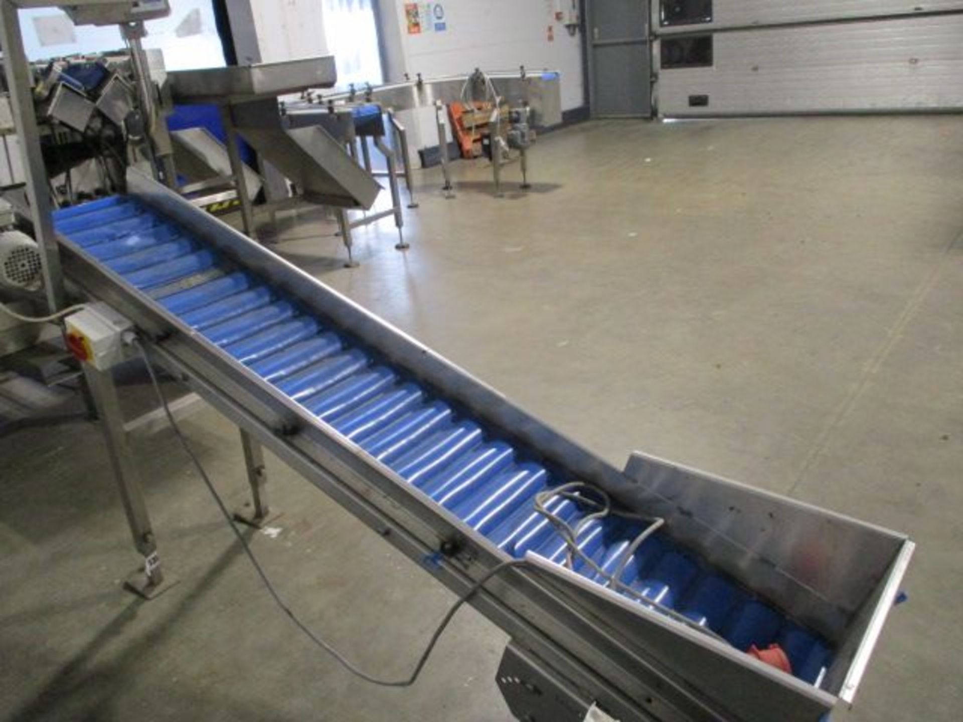 Unknown Make Small Incline Conveyor - Image 2 of 2