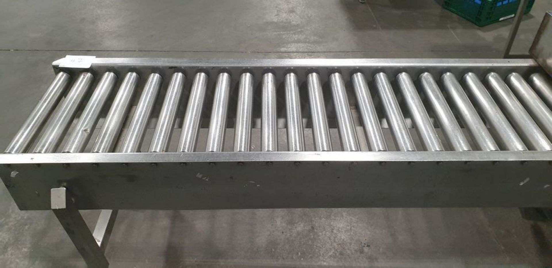 1: Unknown Make Stainless Steel Rolling Single Conveyor