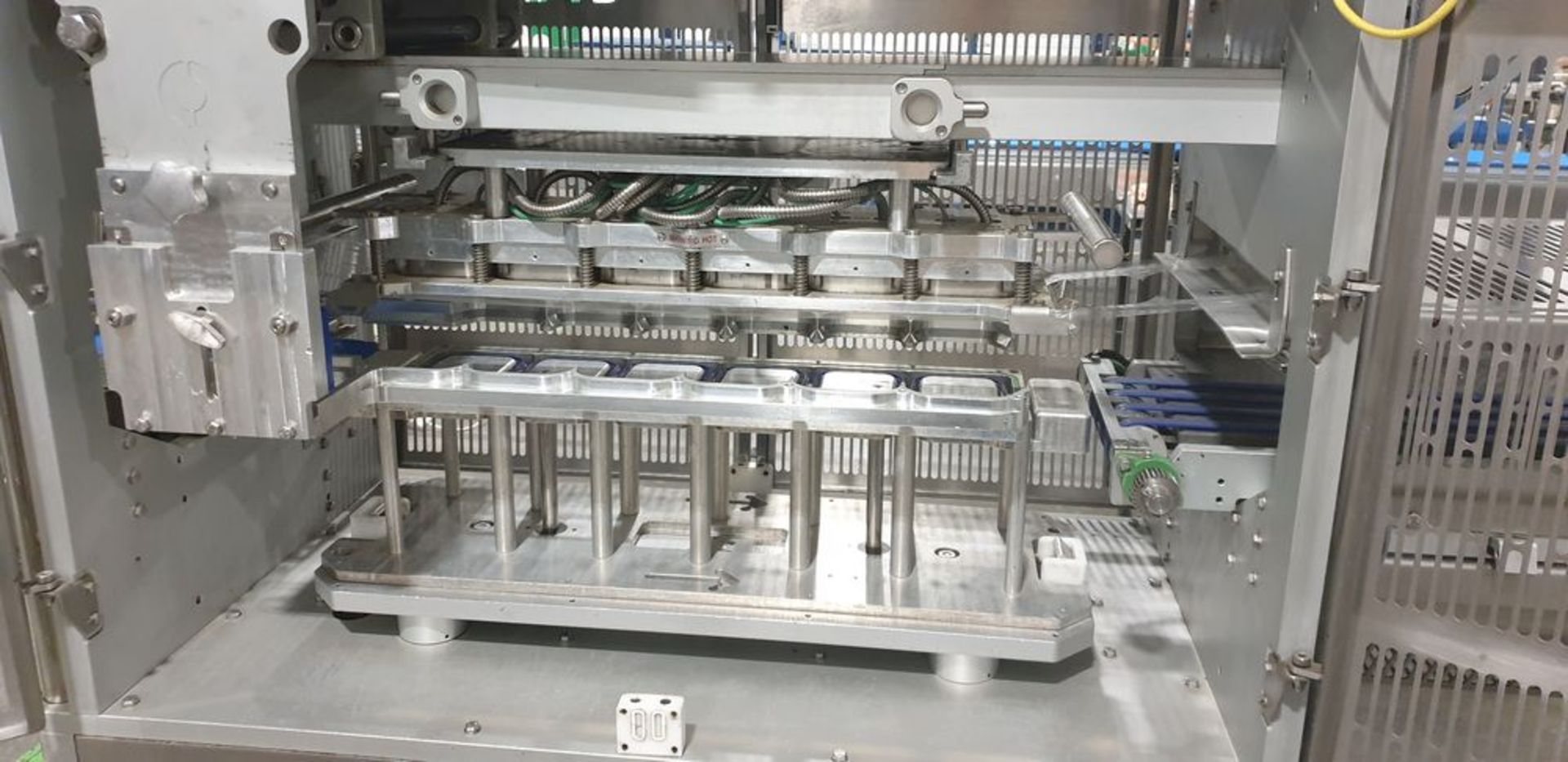 1: Proseal GT2 eSealing Machine with tooling shown - Image 5 of 6