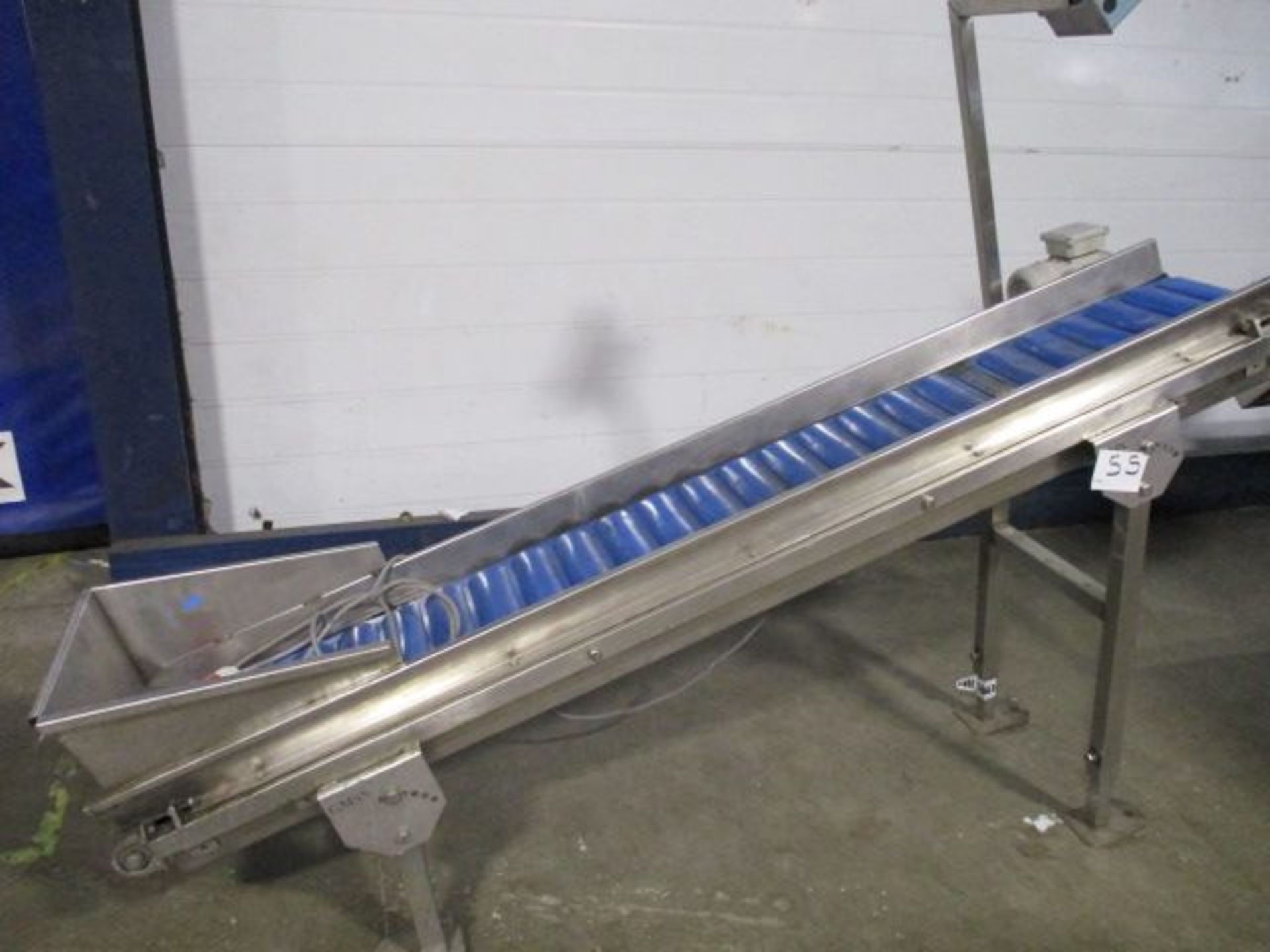 Unknown Make Small Incline Conveyor