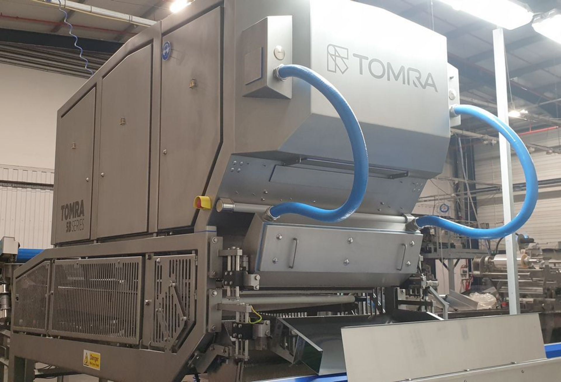 1: Tomra Sorting Solutions 5B Series 800 Sensor Based Sorting Machine complete with touchscreen con - Image 8 of 9