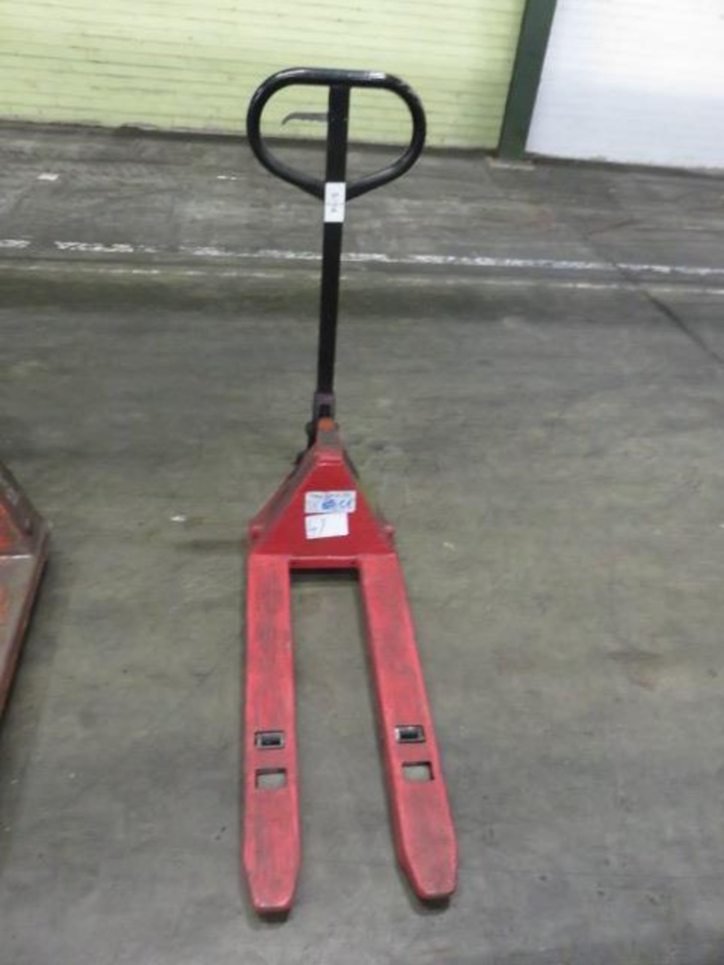 1 Lift Mate WF Hydraulic Pallet Truck. Serial No. 10-03-046 with 500kg Capacity