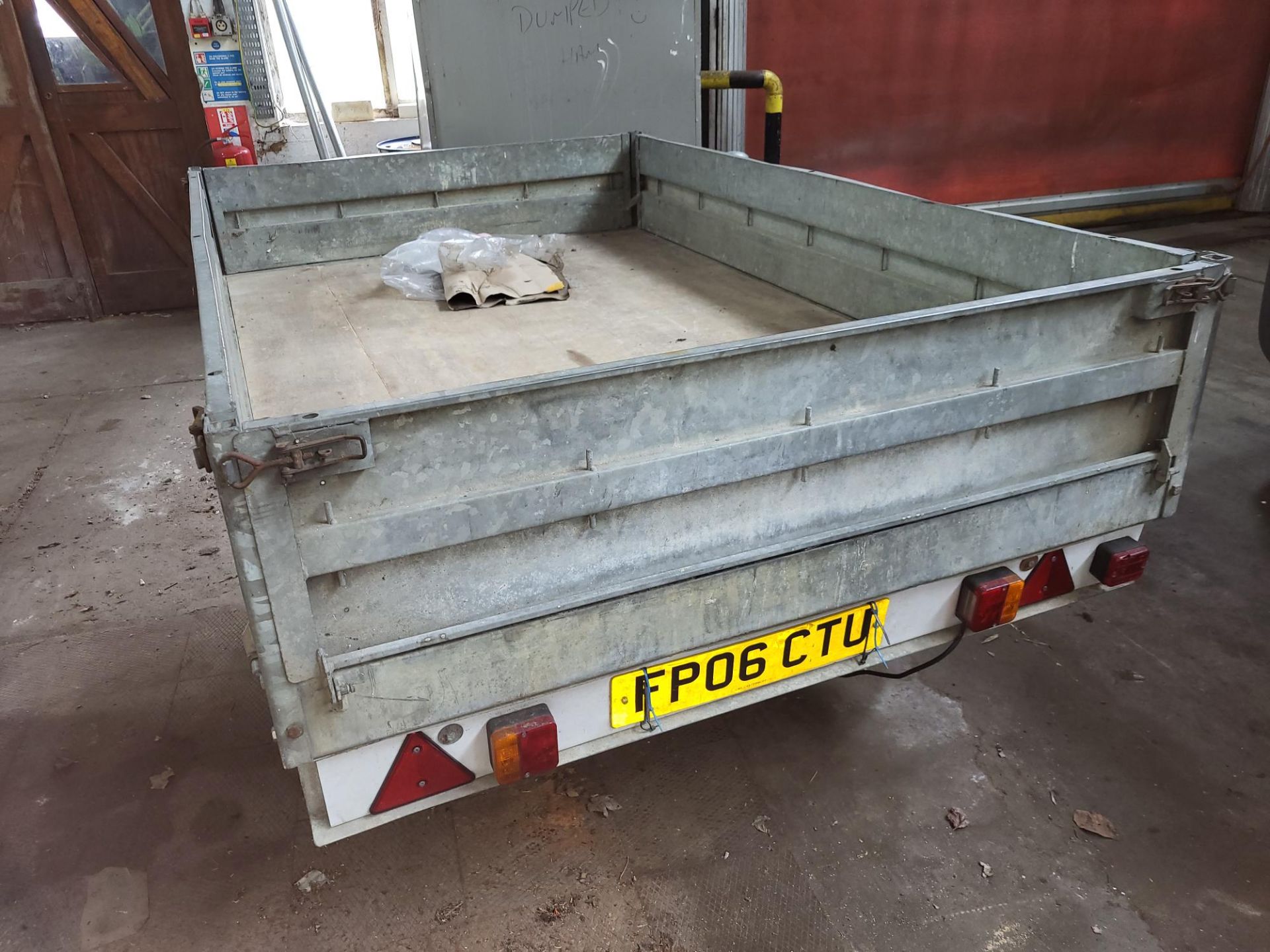 Conway Products Limited / Glidalong WM2000 1.6m x 2.5m Galvanised Steel Twin Axle Dropside Trailer - Image 2 of 6