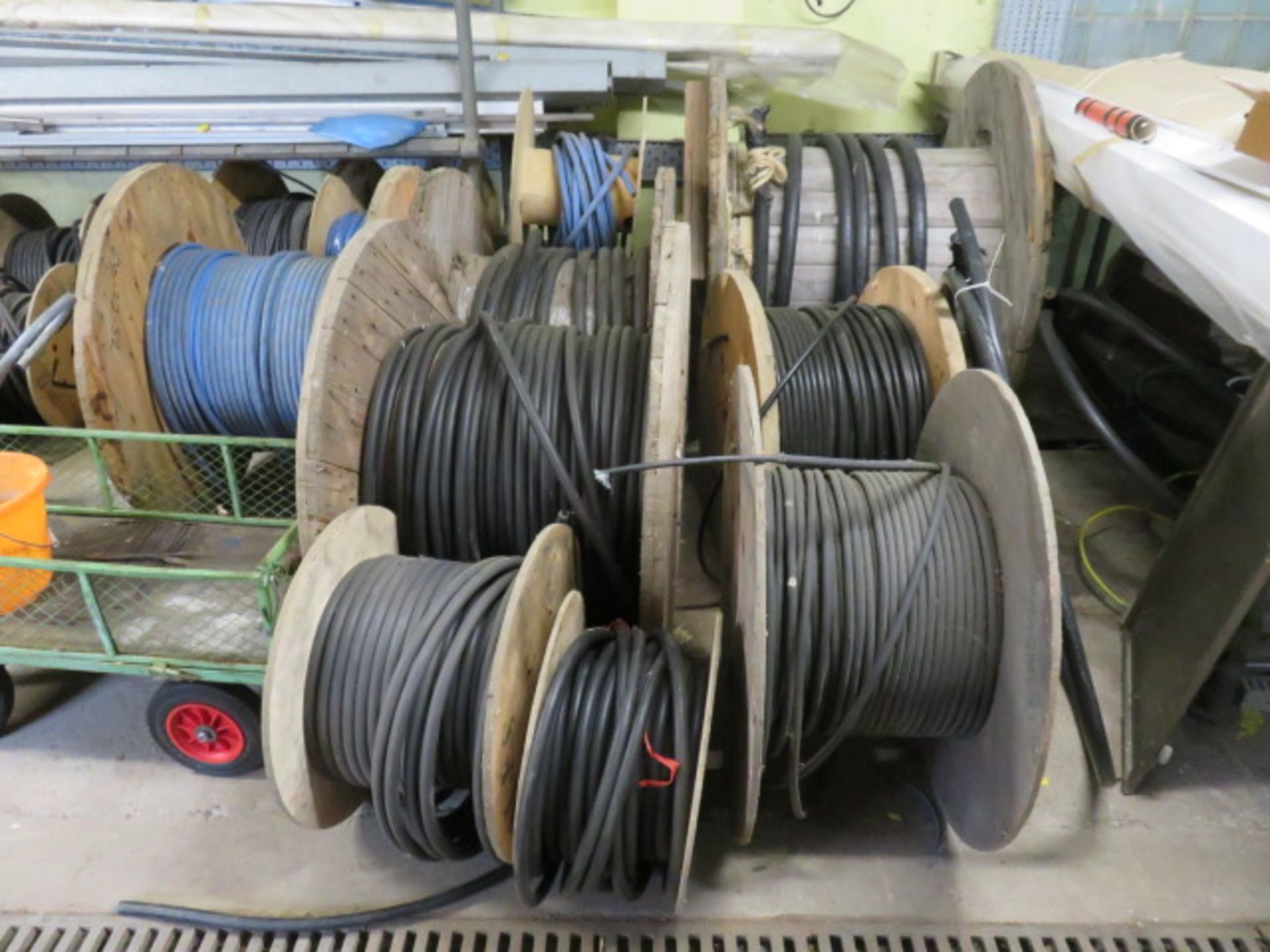 Large Qty of Various Electric Cable to Include SWA, TRI-RATED, QTY of Electrical Spares and Nylon Tu - Image 2 of 10