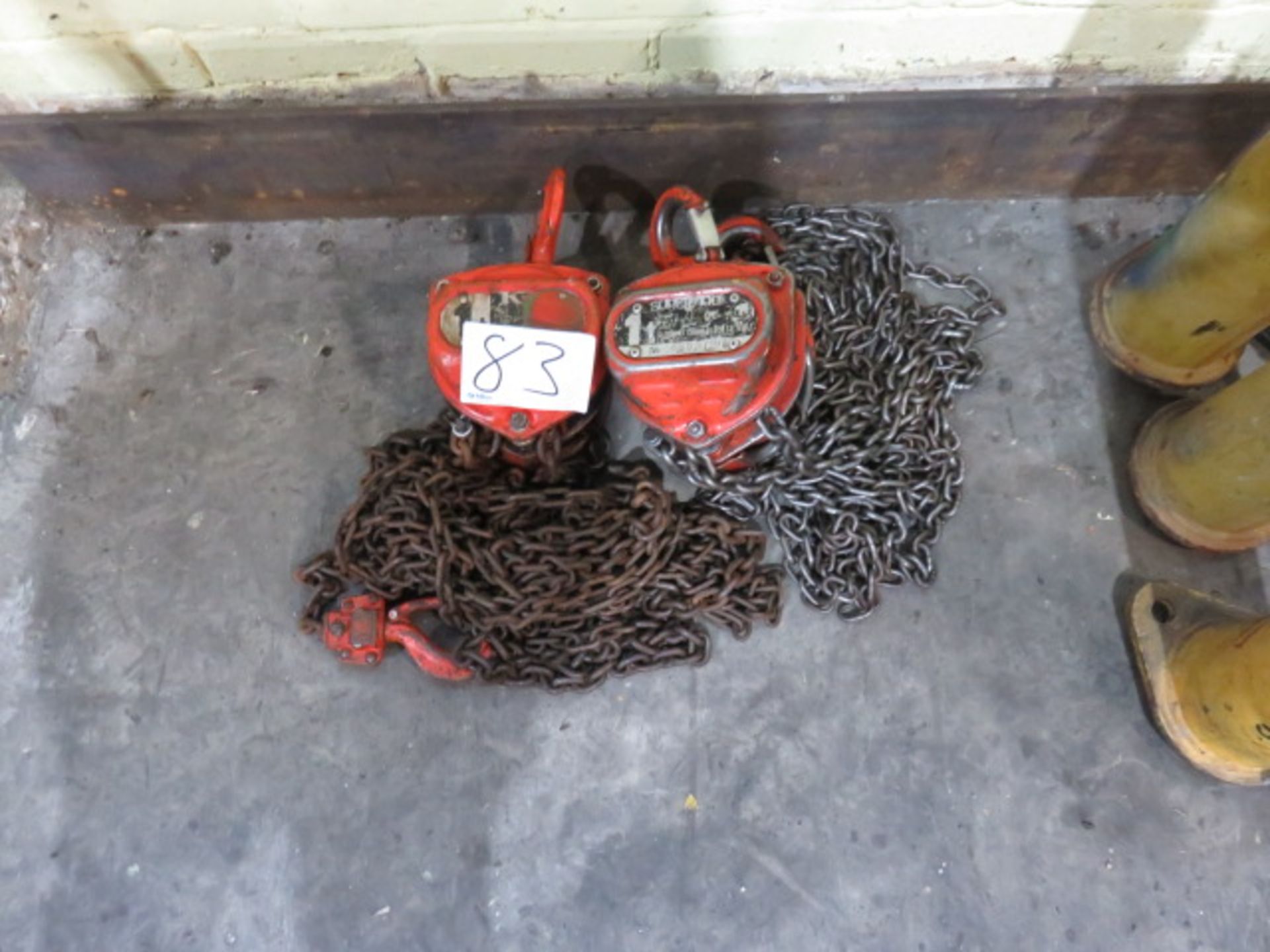 2 Unbranded 1 Tonne Chain Hoists As Lotted