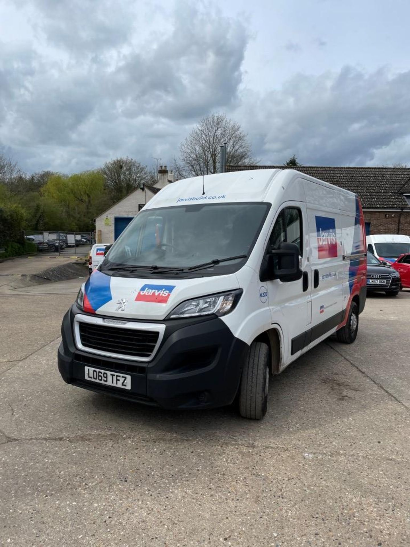 Peugeot Boxer 335 Pro L2H2 BHDI Diesel 6 Speed Manual Panel Van