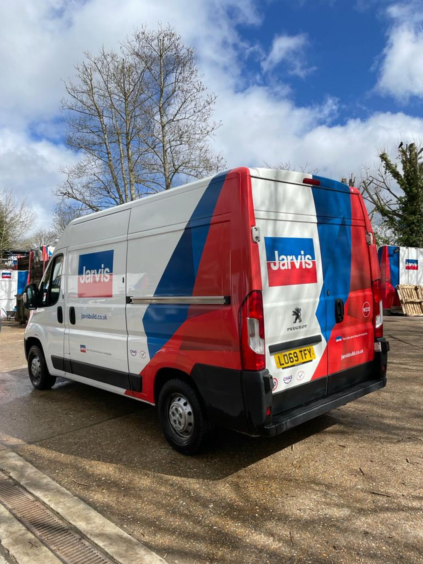 Peugeot Boxer 335 Pro L2H2 BHDI Diesel 6 Speed Manual Panel Van - Image 4 of 8