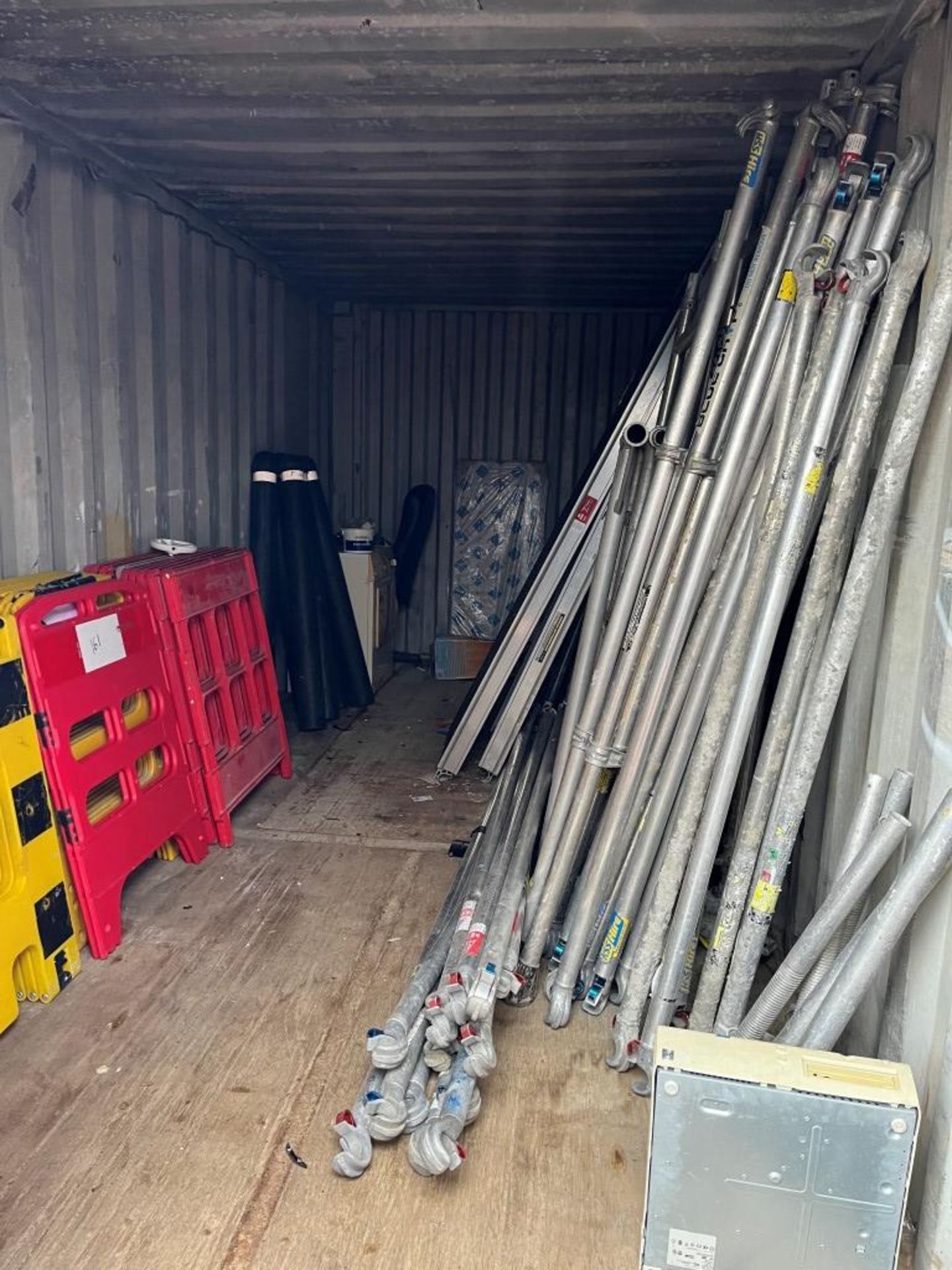 20ft Shipping Container - Image 2 of 2